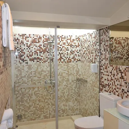 Stay In The Heart Of Porto With River View! Porto